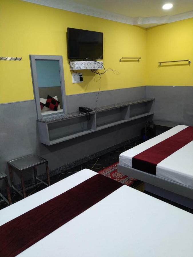 Gayathri Stay Kanchipuram Dış mekan fotoğraf